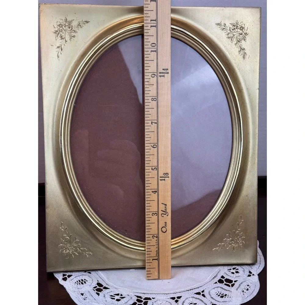 Vintage Gold‎ Etched Floral Oval Picture Frame Velvet Back 9x11.5 Tabletop Wall